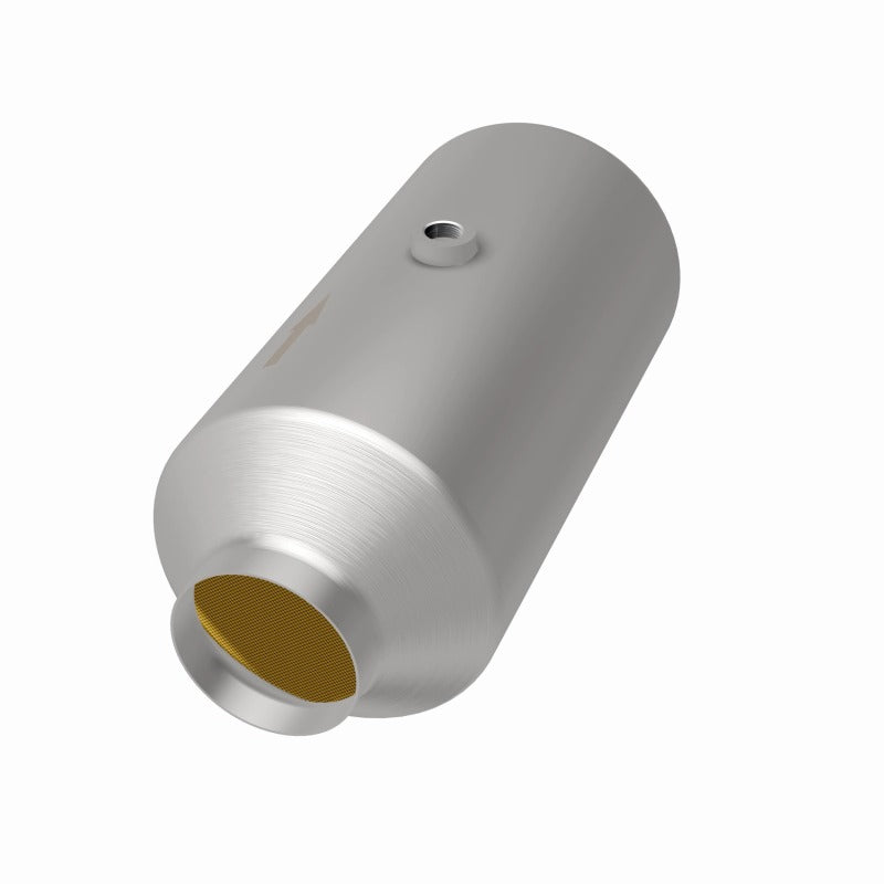 Magnaflow 3.00in. C/C 6in. spun body Universal Converter for offroad performance upgrades