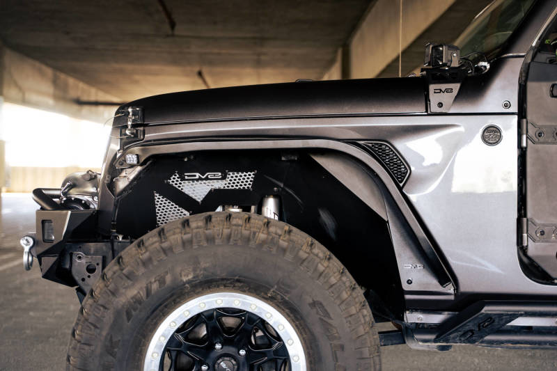 DV8 Offroad 18-23 Jeep Wrangler JL Slim Fender Flares close-up view