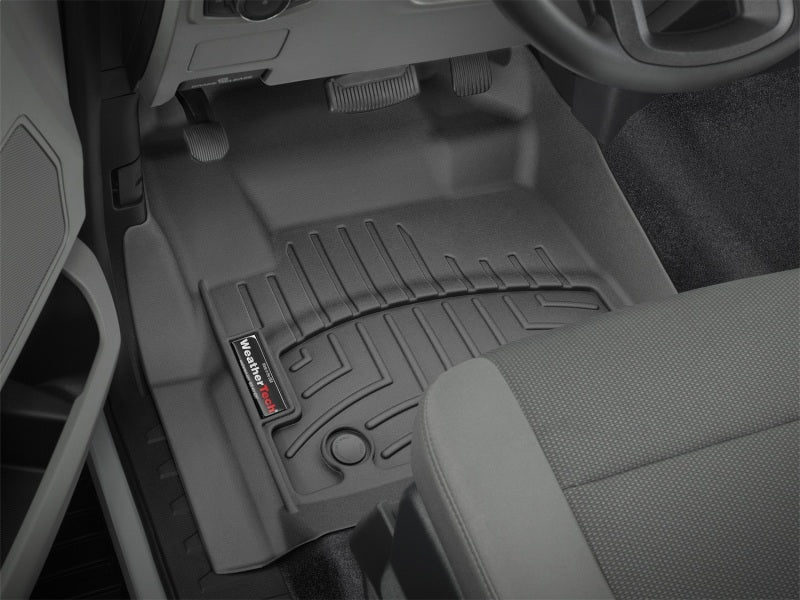 WeatherTech 2017+ Ford F-250/F-350/F-450/F-550 Front FloorLiner - Black (fits 4x4 Floor Shifter) Secondary image