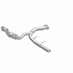 Magnaflow Conv DF 2011-2014 F-150 V6 3.5L OEM Underbody exhaust system for offroad performance upgrades.