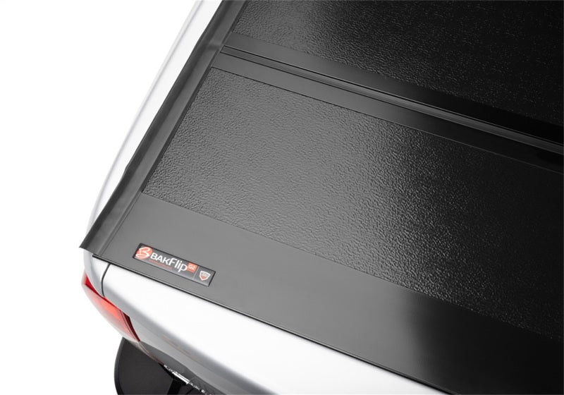 BAK 2022 Nissan Frontier 5ft Bed BAKFlip G2 installed close-up