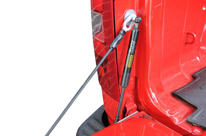 Deezee 07-18 Chevrolet Silverado Tailgate Assist Shock installation.