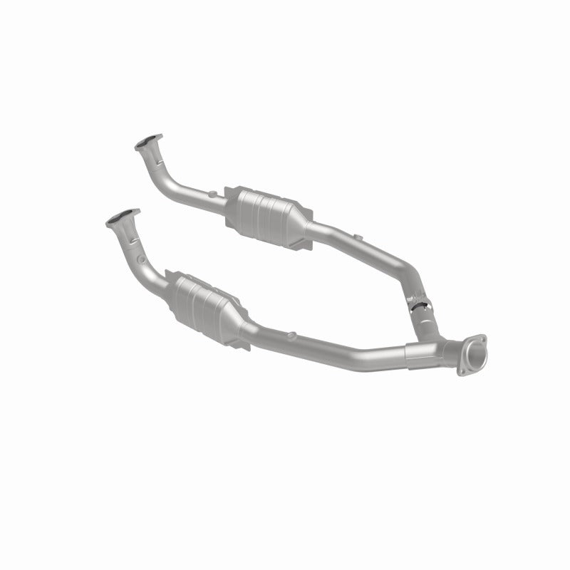 MagnaFlow Conv DF 99-04 LR Discovery V8 49S catalytic converter for offroad performance upgrades.