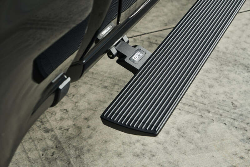 Body Armor 4x4 15-24 Ford F-150 Crew Cab (Excl. Raptor) E-Power Board Steps - Black Secondary image