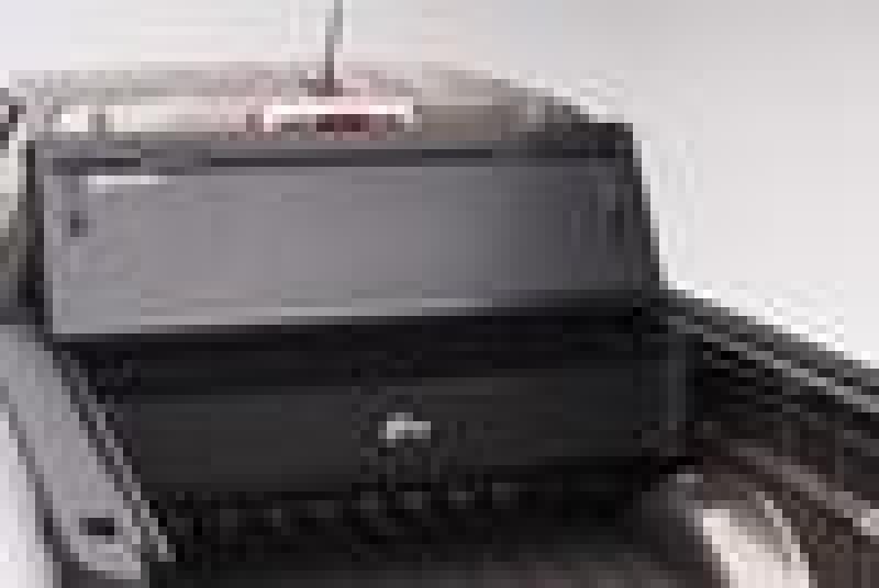 BAK 15-20 Chevy Colorado/GMC Canyon 5ft Bed BAKFlip G2 in truck bed
