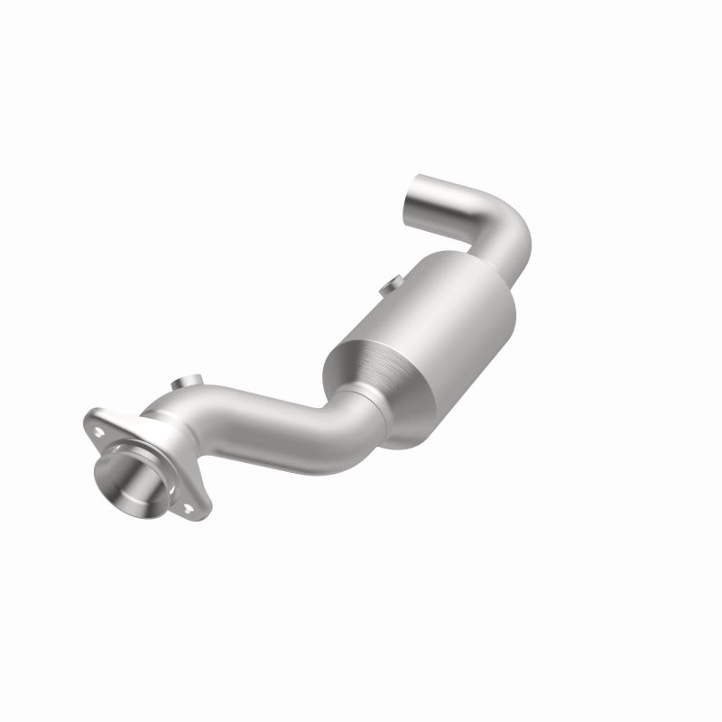 MagnaFlow 15-17 Ford F-150 XL V6 3.5L Direct Fit OEM Grade Federal Catalytic Converter for offroad improvements.