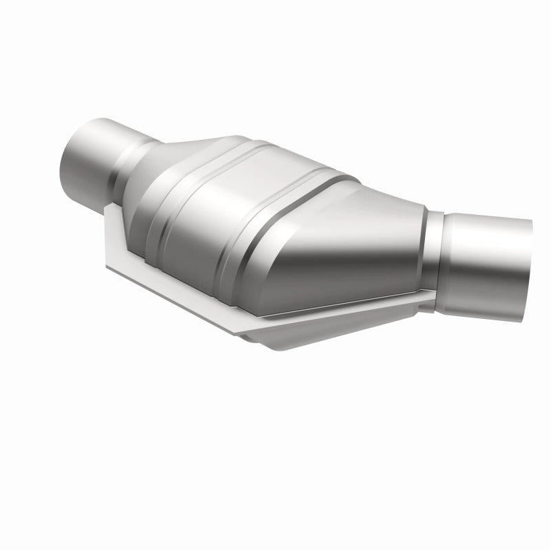 MagnaFlow Conv Univ 2.5 Angled Inlet universal catalytic converter