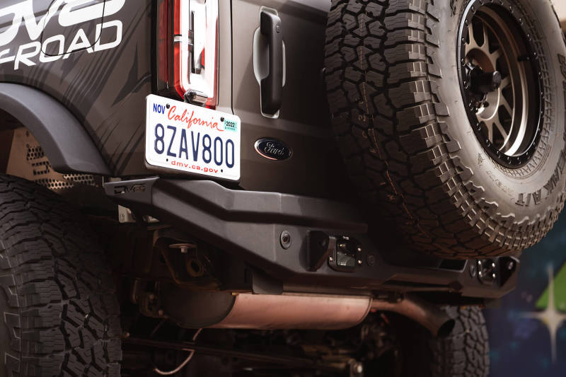 DV8 Offroad 21-22 Ford Bronco FS-15 Series Rear Bumper with spare tire