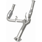 MagnaFlow Conv Direct Fit 11-16 Chevrolet Silverado 2500HD/3500HD / GMC Sierra 2500HD/3500HD catalytic converter