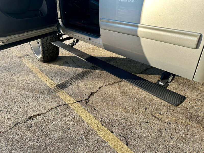 Body Armor 4x4 14-18 GM Silverado/Sierra 1500/2500/3500 (Gas Only) E-Power Board Steps - Black Secondary image