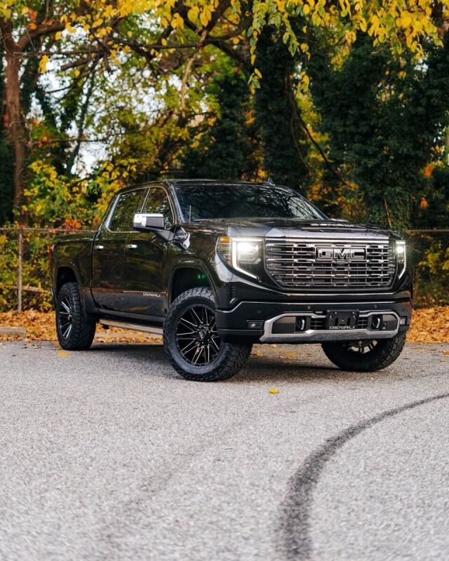 Cognito 19-24 Chevy/GMC Silv/Sierra 1500 2WD/4WD 3in Perf Leveling Lift Kit w/ Elka 2.0 IFP Shocks Secondary image