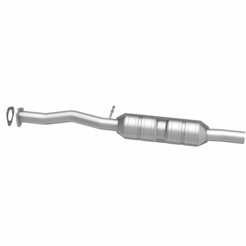 MagnaFlow Conv DF 00-01 Excursion With 5.4L A catalytic converter, high-quality exhaust component for offroad performance upgrades.