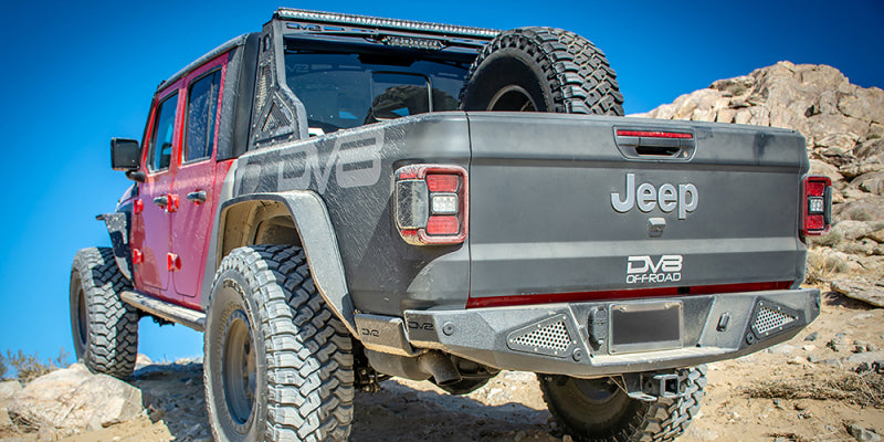 DV8 Offroad 2019+ Jeep Gladiator Bedside Sliders on truck