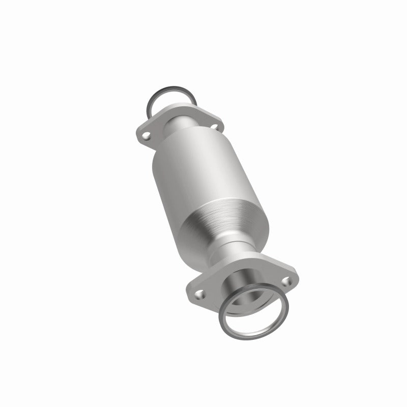 MagnaFlow Conv Chevrolet-Geo-Toyota 12.5X6.5X catalytic converter for offroad performance upgrades.