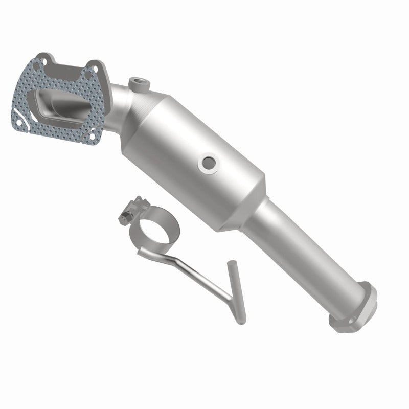 MagnaFlow Conv Direct Fit OEM 12-17 Jeep Wrangler 3.6L Underbody catalytic converter and installation parts