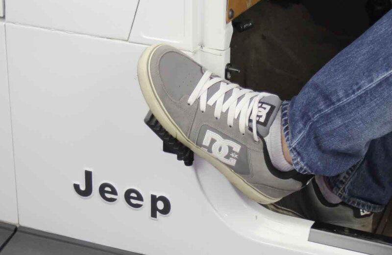 Fishbone Offroad 76-06 Jeep CJ YJ TJ Wrangler Foot Peg Set Gloss - Black used in Jeep with stylish footwear