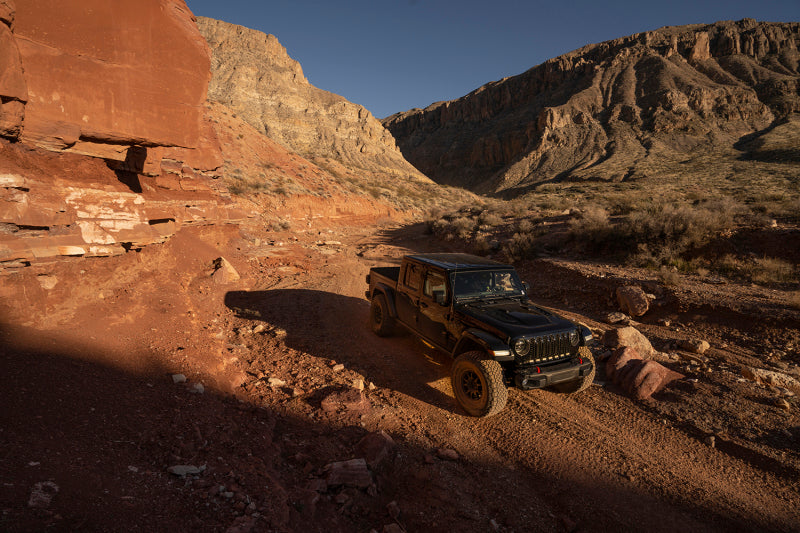 Fox 20+ Jeep JT Gladiator 2.0 Performance Series Remote Reservoir Front Shock 2-3in Lift on rugged terrain