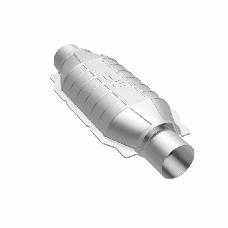 MagnaFlow Conv Univ 2.5 Single O2 Boss universal catalytic converter for offroad performance upgrades.