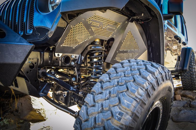 DV8 Offroad 07-18 Jeep Wrangler JK 2.0 Hydraulic 2.5in Stroke Bump Stop (Pair) close-up view of suspension and tire