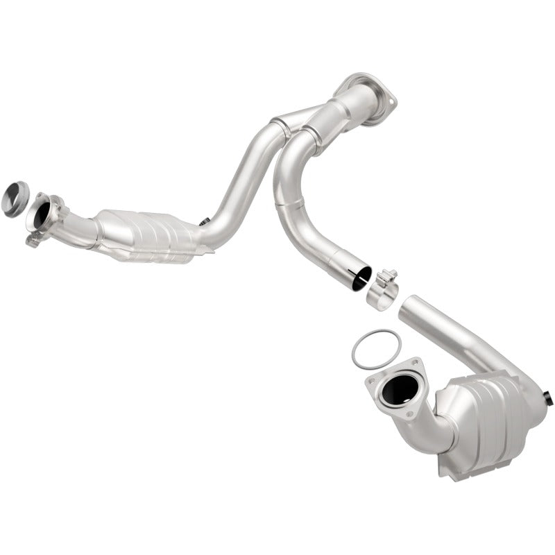 MagnaFlow Conv DF 07-08 Escalade 6.2 Driver Side OEM catalytic converter for offroad performance upgrades.
