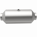 Magnaflow 3.00in. C/C 6in. spun body Universal Converter for offroad performance upgrades