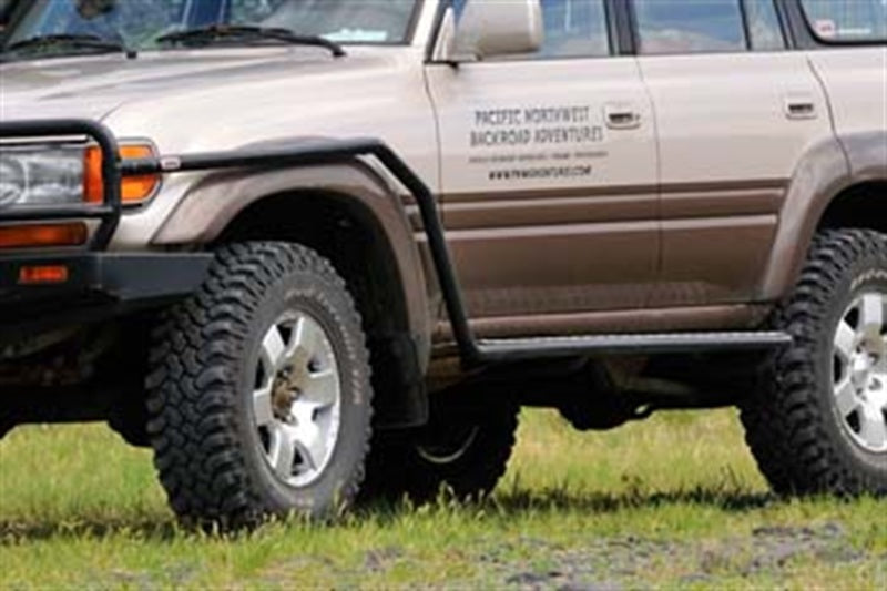 ARB Deluxe Side Rail & Step S 80Ser W/Floor Secondary image