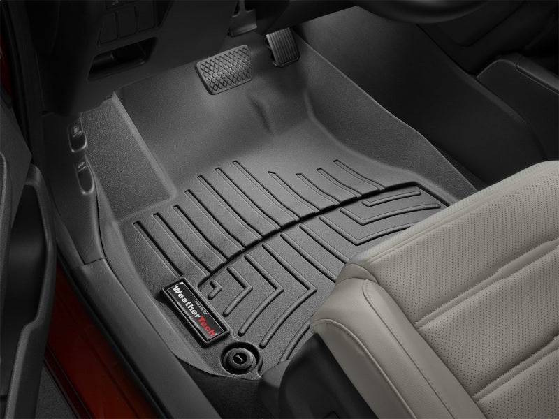 WeatherTech 2017+ Honda CR-V Front FloorLiner - Black