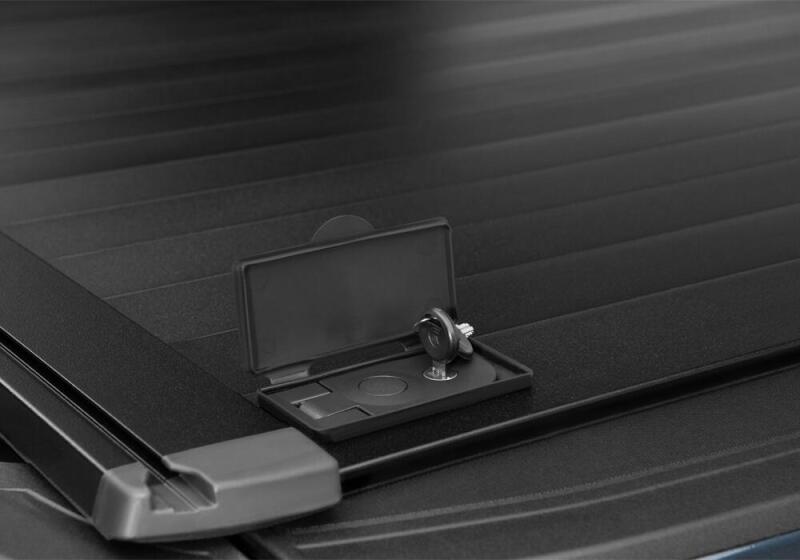 Retrax 2019 Chevy & GMC 5.8ft Bed 1500 RetraxPRO XR lock