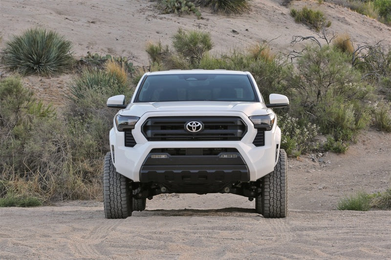 Fabtech 2024 Toyota Tacoma 4WD (w/o AVS) 1.5in Leveling Kit Secondary image
