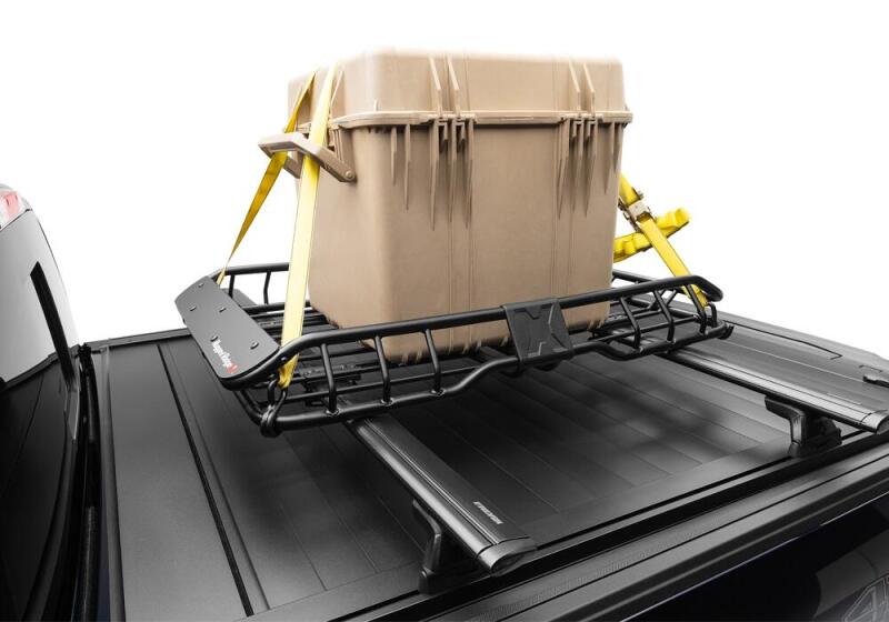 Retrax 21-22 Ford F-150 Super Crew/Super Cab (Incl. 2022 Lightning) 5.5ft Bed RetraxPRO XR with cargo basket and secured load