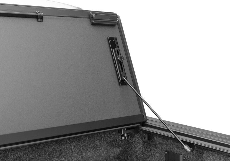 BAK 07-20 Toyota Tundra 6ft 6in Bed BAKFlip MX4 Matte Finish open cover detail