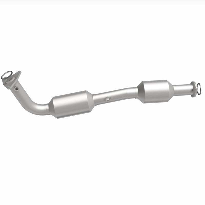Magnaflow Conv DF 07-08 Toyota Tundra 5.7L P/S catalytic converter for offroad performance upgrades.