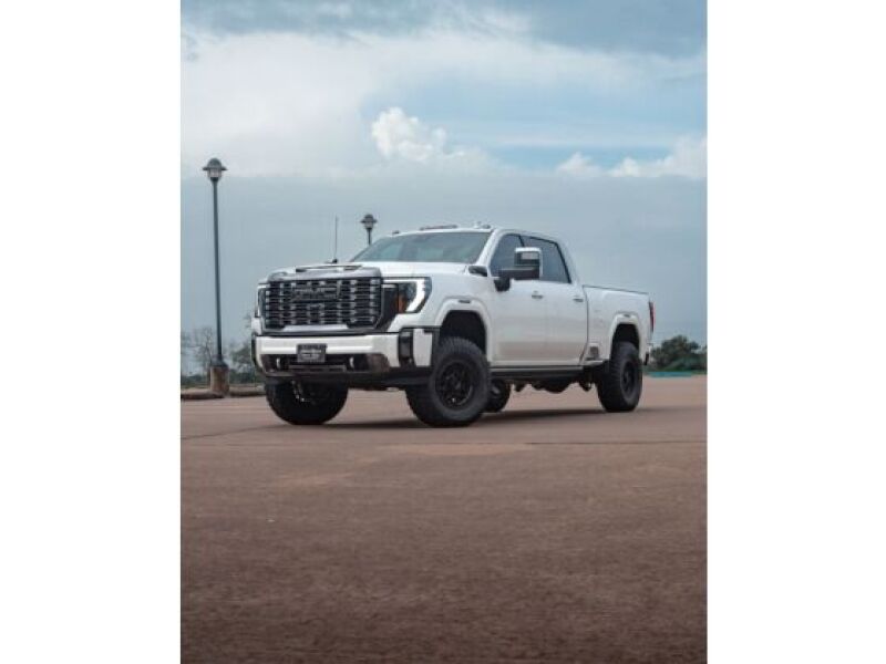 Cognito 20-24 Chevy Silv/Sierra 2500/3500HD 2WD/4WD 3in Perf Ball Joint Lvling Kit w/ Fox PS 2.0 IFP Secondary image