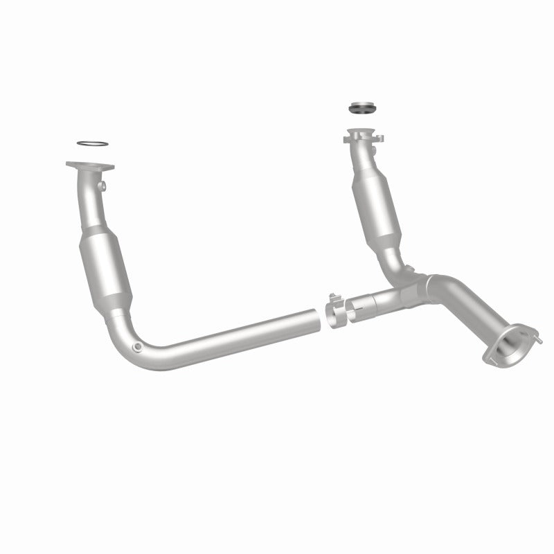 MagnaFlow Conv DF 07-09 Chevy/GMC Silverado/Suburban/Sierra/Tahoe/Yukon catalytic converter for offroad performance.