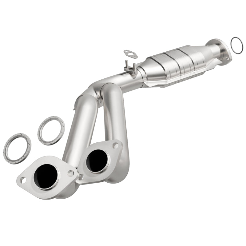 MagnaFlow Conv DF 95-97 Toyota Landcruiser 4.5L/1996 Lexus LX 450 4.5L exhaust catalytic converter for offroad performance