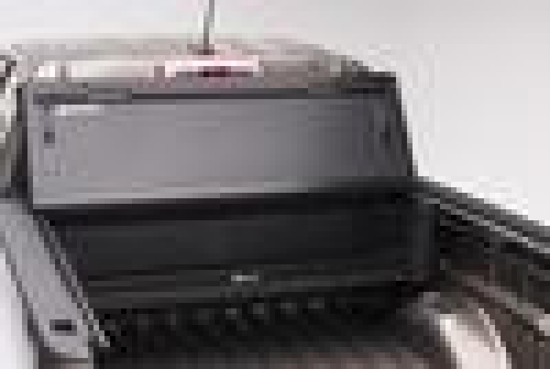 BAK 15-20 Chevy Colorado/GMC Canyon 5ft Bed BAKFlip G2 installed in truck bed