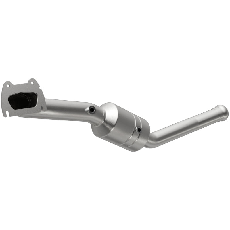 MagnaFlow Direct Fit Catalytic Converter 2011 Grand Cherokee 3.6L PS Secondary image