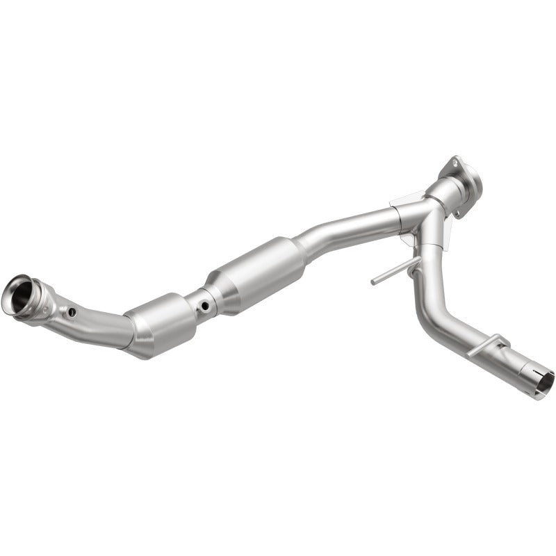 MagnaFlow 03-04 Ford Expedition 5.4L Direct Fit Converter Secondary image