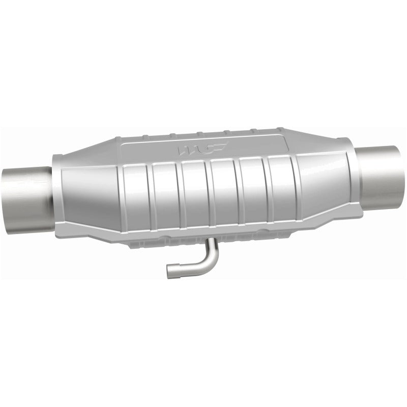 MagnaFlow Conv Universal 2.5 inch T2 Rear catalytic converter for offroad performance upgrades.