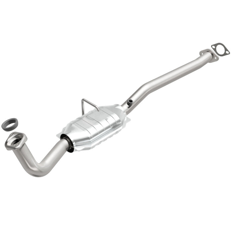 MagnaFlow Direct Fit Catalytic Converter 98-01 Metro/Swift 1.3 rr OE Secondary image