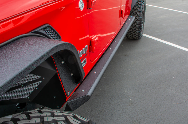 DV8 Offroad 2019+ Jeep Gladiator Side Step/Sliders close-up