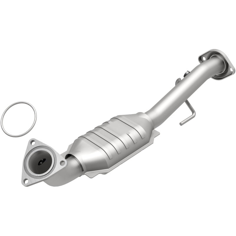 MagnaFlow Direct Fit Catalytic Conv 02-06 Cadillac Escalade / 02-06 GM Yukon (Inc Denali) 6.0L P/S Secondary image