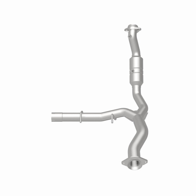 Magnaflow Conv DF 2011-2014 F-150 V6 3.5L OEM Underbody exhaust component for offroad performance upgrades.