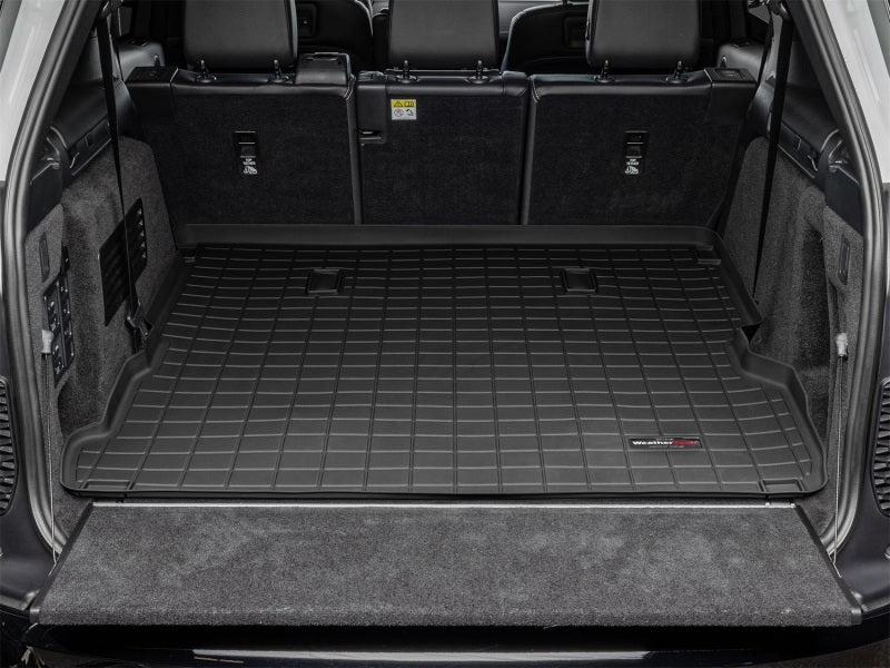 WeatherTech 2017+ Land Rover Discovery Cargo Liner - Black (w/ 4 Zone Climate Control) Secondary image