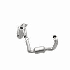 MagnaFlow Conv DF 06-07 Jeep Commander / 05-10 Grand Cherokee 5.7L Y-Pipe Assy (49 State) for performance offroad upgrades.