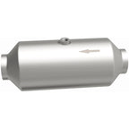 Magnaflow 3.00in. C/C 6in. spun body Universal Converter for offroad parts
