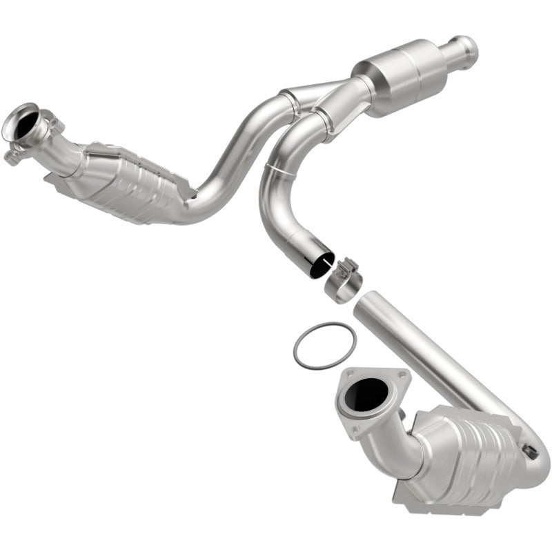MagnaFlow Conv DF 09-13 Chevy Avalanche 5.3L direct-fit catalytic converter Main image