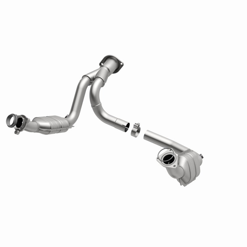 MagnaFlow Conv DF 07-08 Escalade 6.2 Driver Side OEM catalytic converter for offroad performance upgrades.