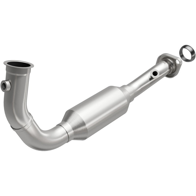 MagnaFlow Direct Fit Catalytic Converter OEM 2004 Jeep Liberty Underbody Secondary image