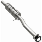 MagnaFlow Conv DF 00-01 Excursion With 5.4L A catalytic converter for off-road parts and performance upgrades.